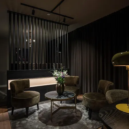 Leipzig Suites 4*