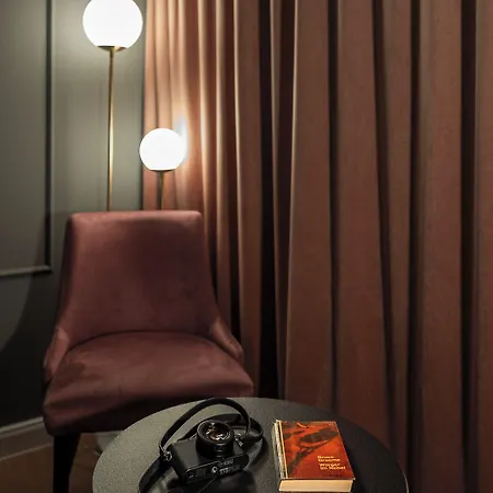 Leipzig Suites Aparthotel 4*