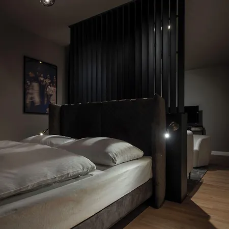 Leipzig Suites 4* Lipsia