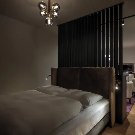 Leipzig Suites 4*