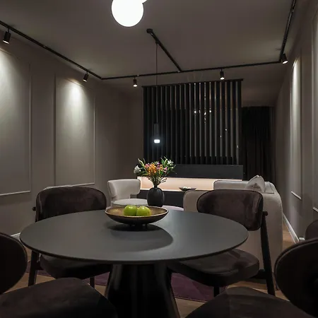Leipzig Suites 4*